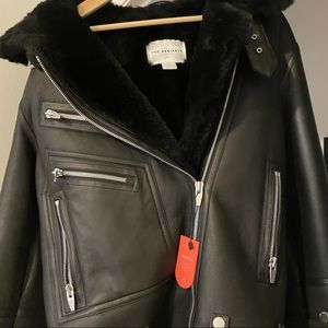 COPY - The Arrivals Moya V